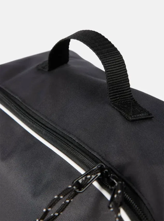 バートン フライトアテンダント 32L アクセサリーバッグ