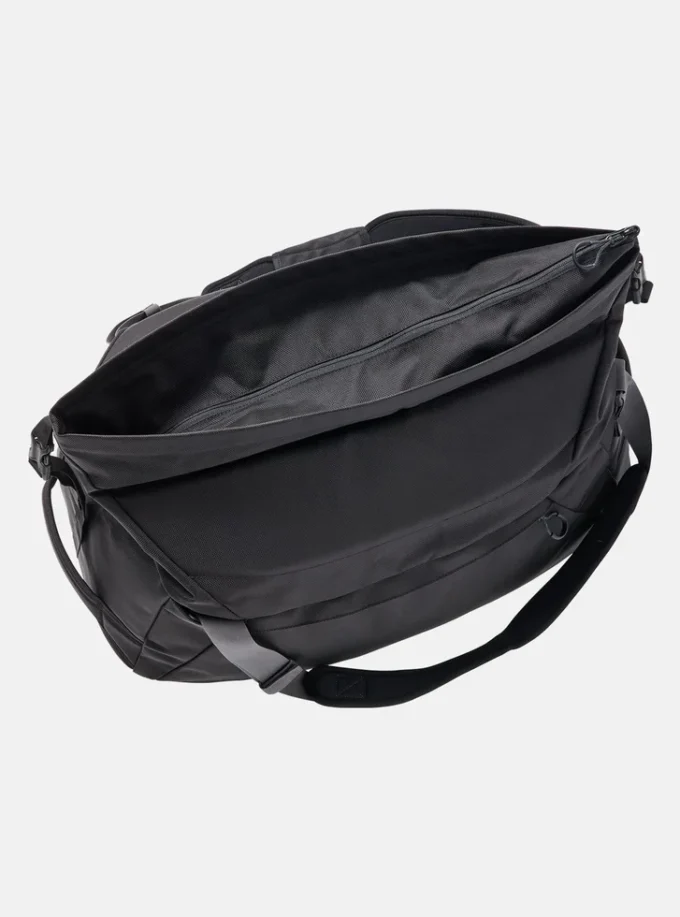 バートン マルチパス 60L 拡張可能ダッフルバッグ