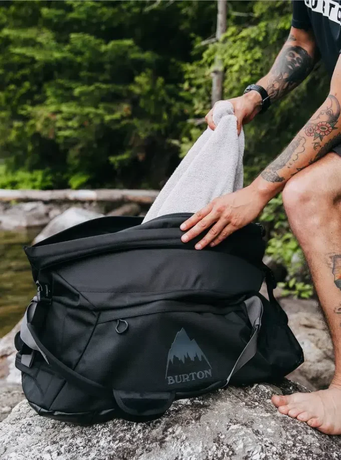 バートン マルチパス 60L 拡張可能ダッフルバッグ
