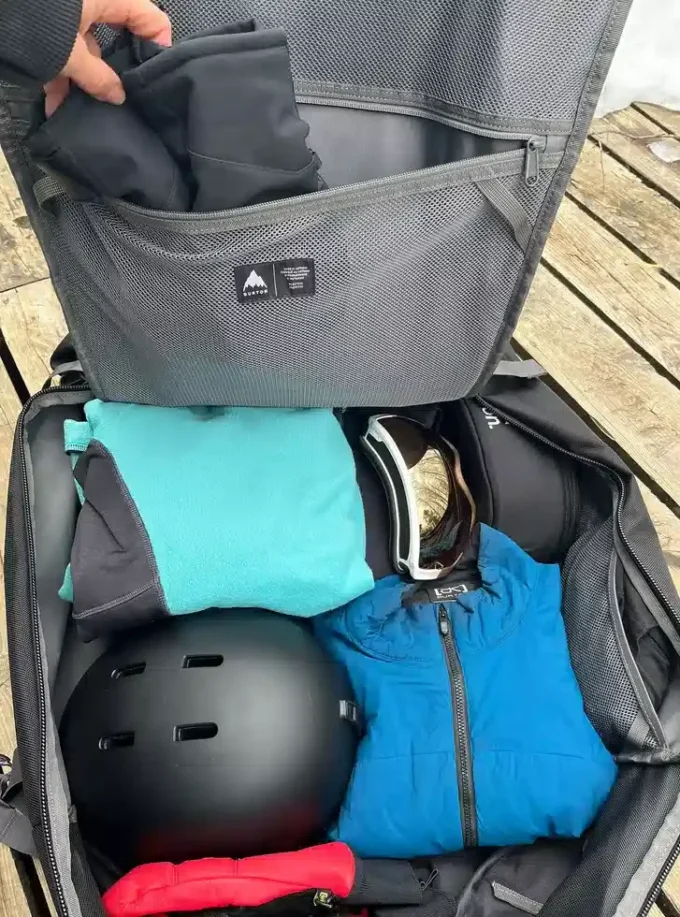 バートン マルチパス 90L ラージ ダッフルバッグ