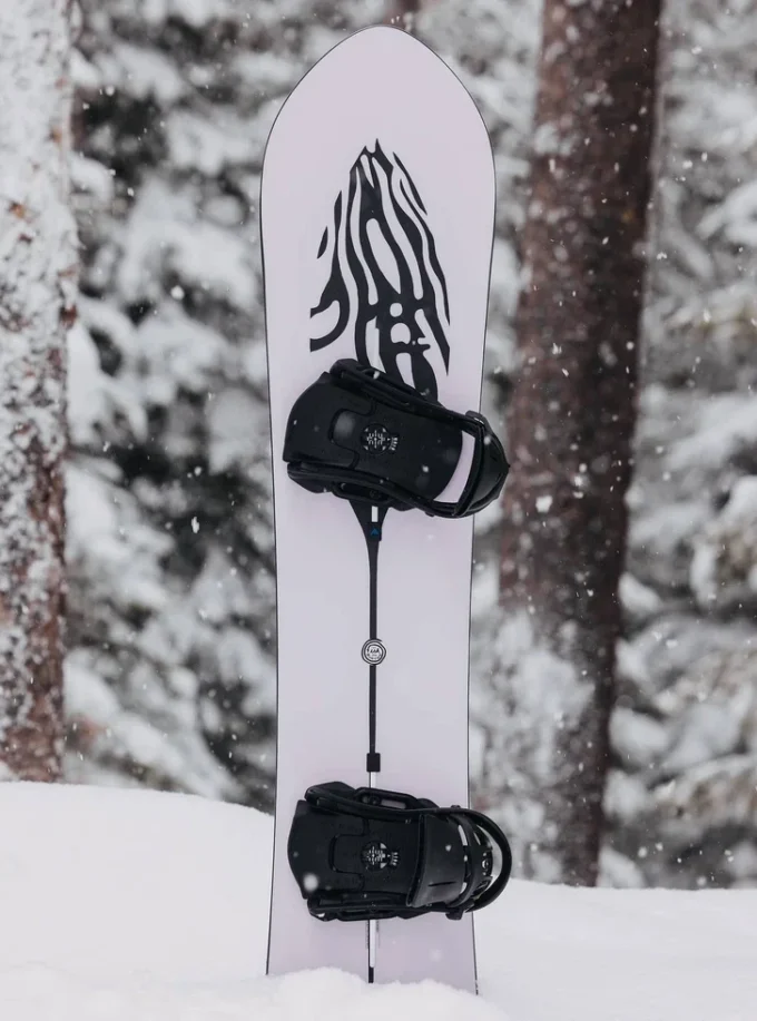 Burton 3D Fish ディレクショナル フラットトップ スノーボード