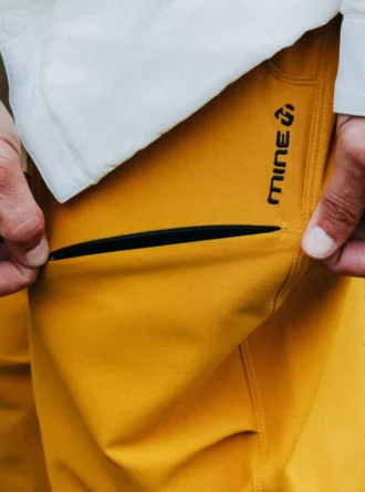 Burton MINE77 ストリートウェアパンツ