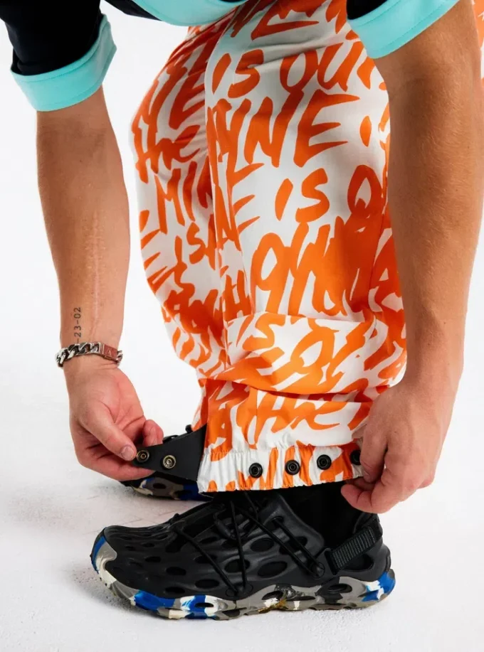 バートン MINE77 ゴアテックス 3L ストレッチパンツ